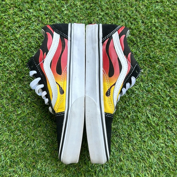 Vans Flame Old Skool women’s size 6, men’s size 4.5 - Picture 3 of 7